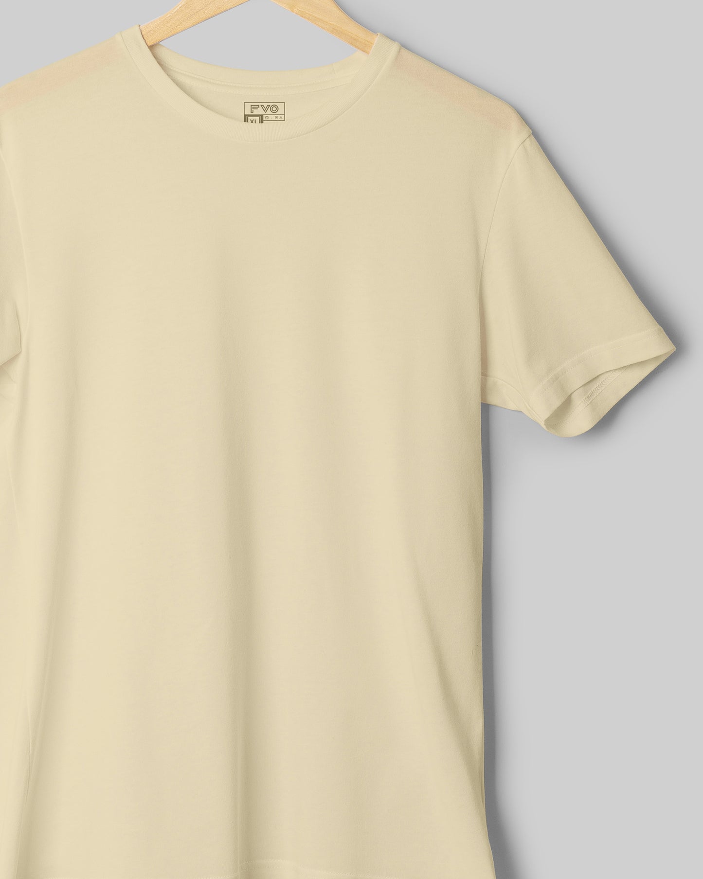 FVO Men's Cream Basic Round Neck Cotton T-shirt.