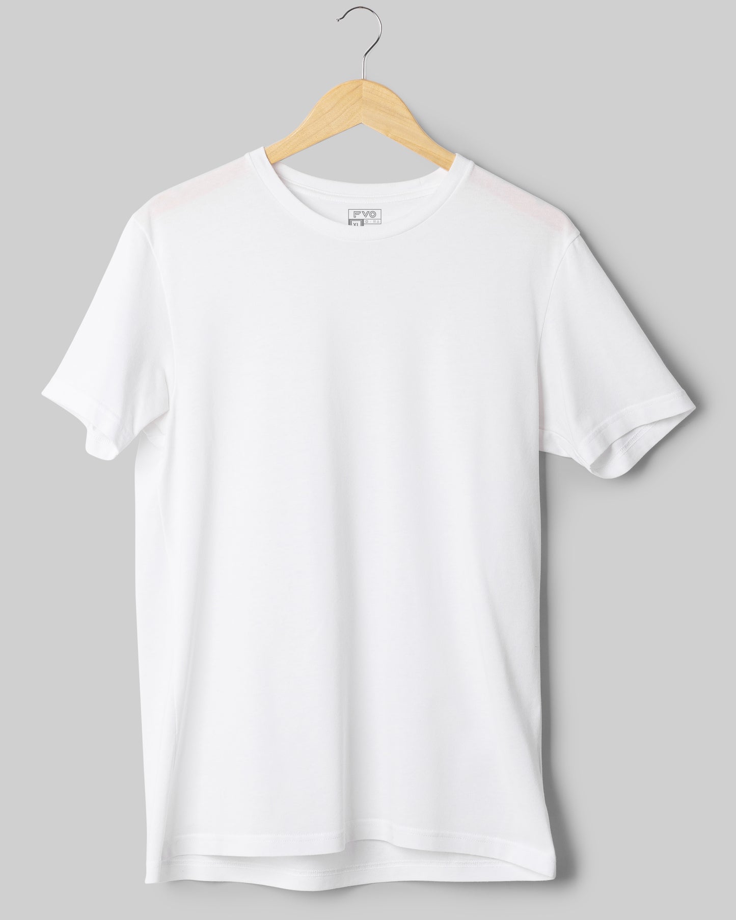 FVO Men's White Basic Round Neck Cotton T-shirt.